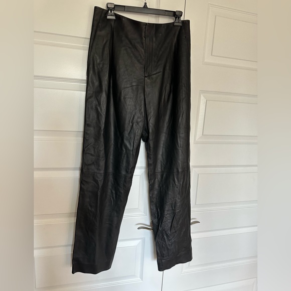 Vince Black Leather Pleat Tapered Pants - Picture 6 of 12
